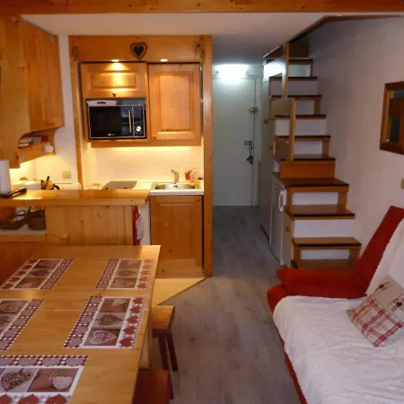 Duplex 2 Pieces Avec Balcon Et Wifi A Arc 1800, Proche Des Pistes - Fr-1-411-132 * Les Arcs (Savoie)